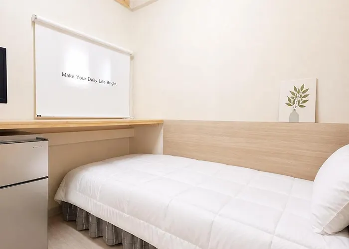 402,20 Minutes To Gangnam Hongdae, Guesthouse, Single Room,itaewon, Shared Bathroom, 서울특별시